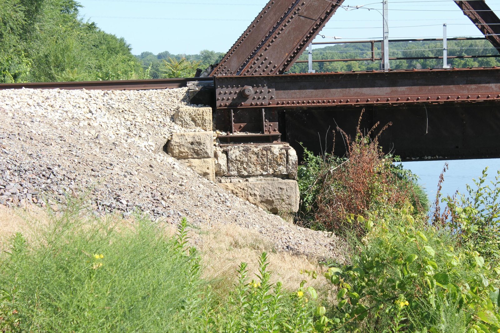 West abutment